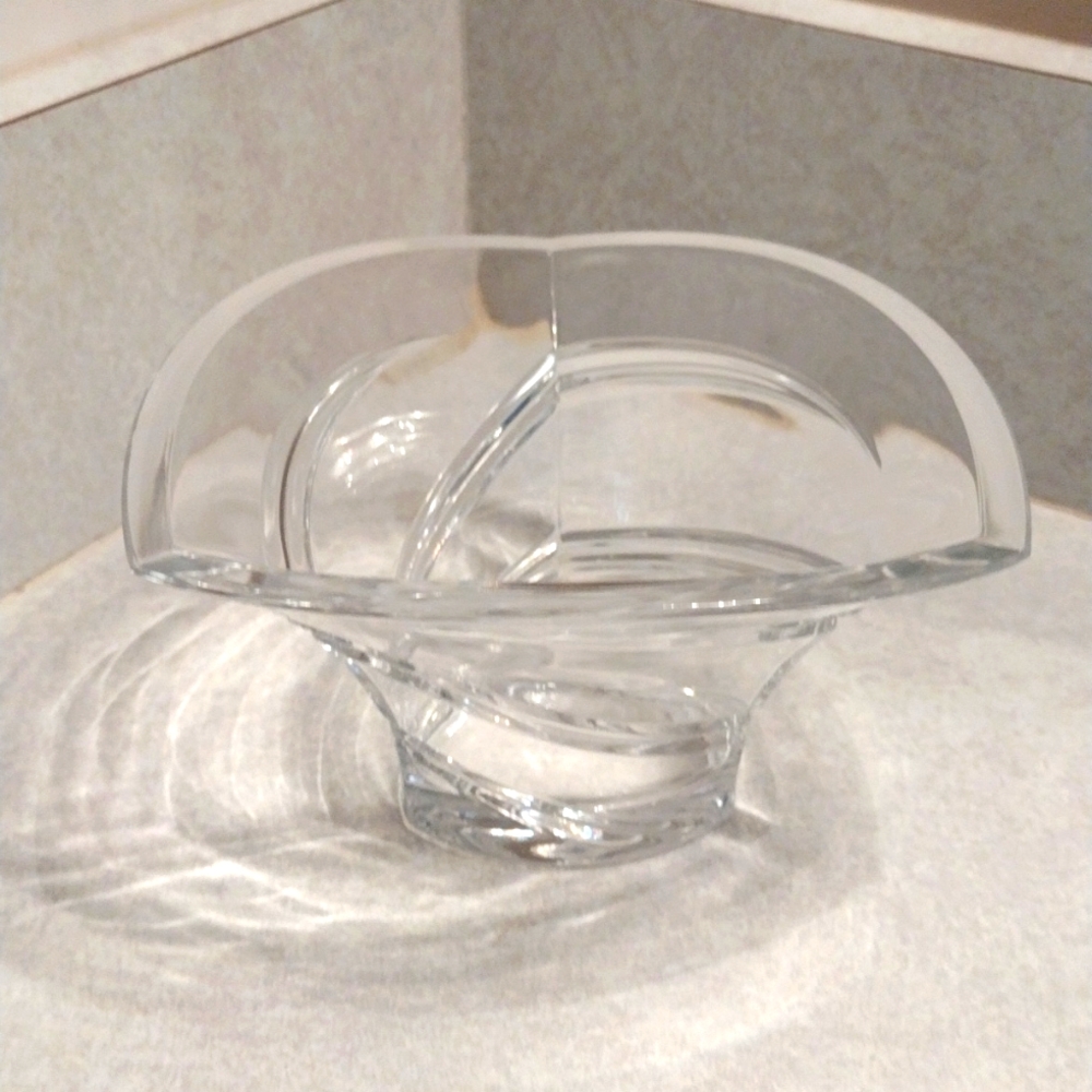 Marquis by Waterford  trillium candy dish.